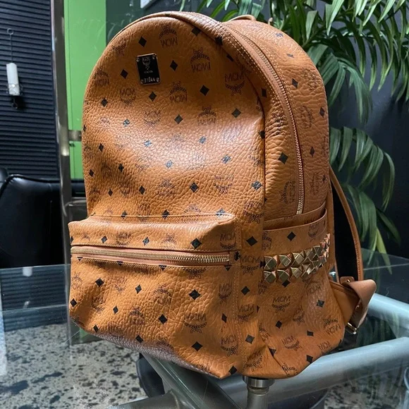 Lightly used MCM Backpack d994cf04579d409a82887ca1d4c5c6  main image 4